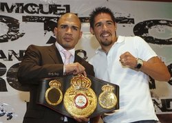 Miguel-Cotto-Margarito.jpg